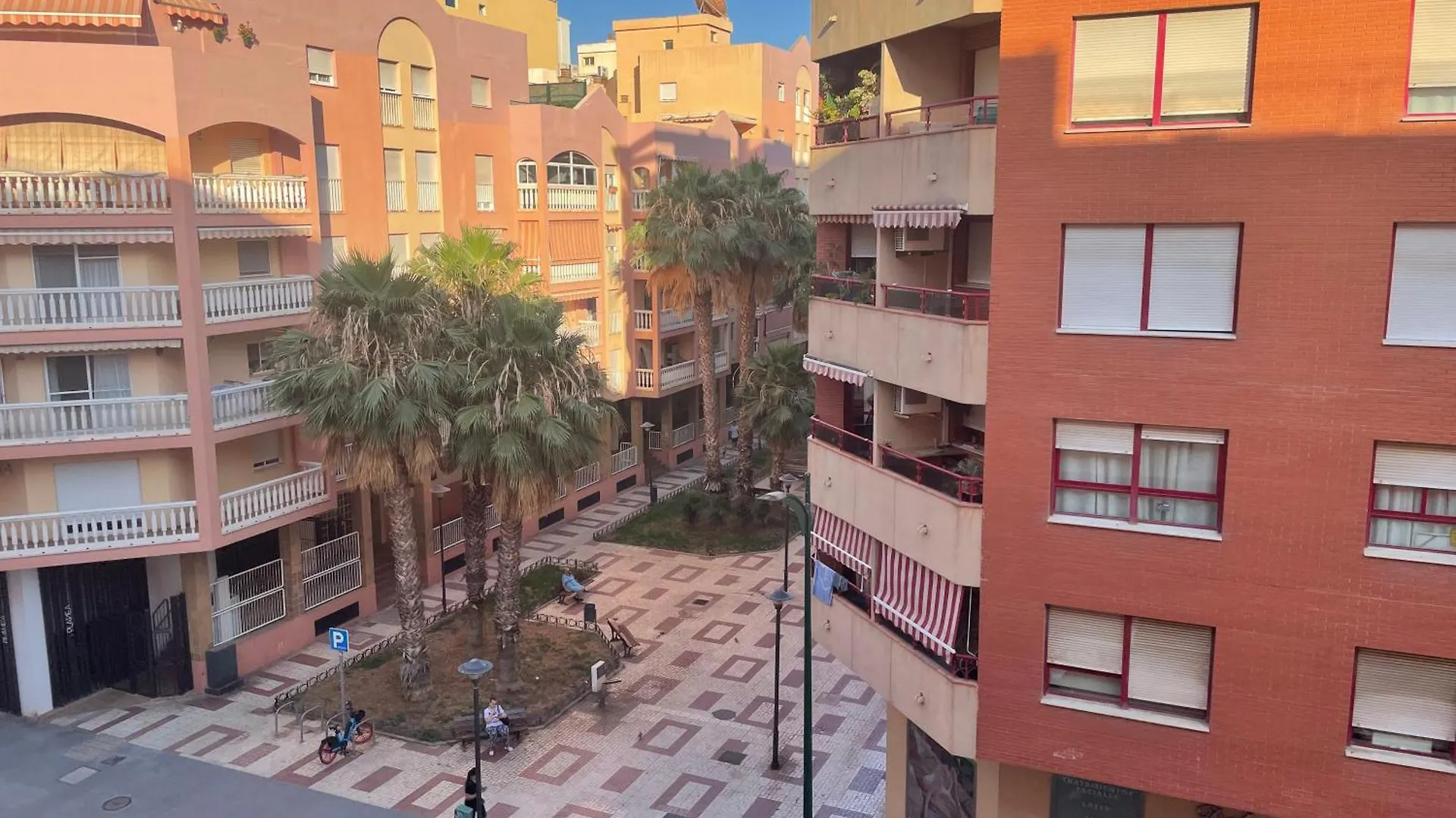 Tu Refugio Perfecto En Malaga Trabaja A Gusto Descansa Mejor Spain
